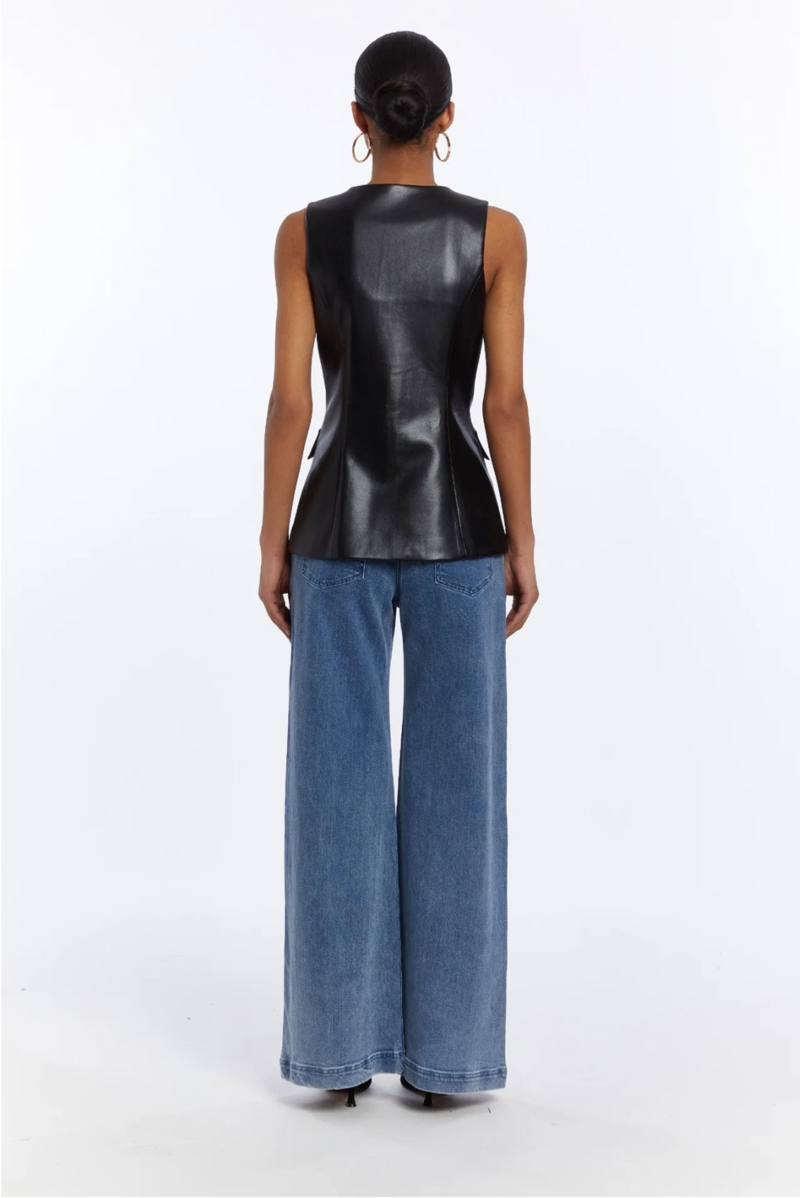 Amanda Uprichard Kya Top