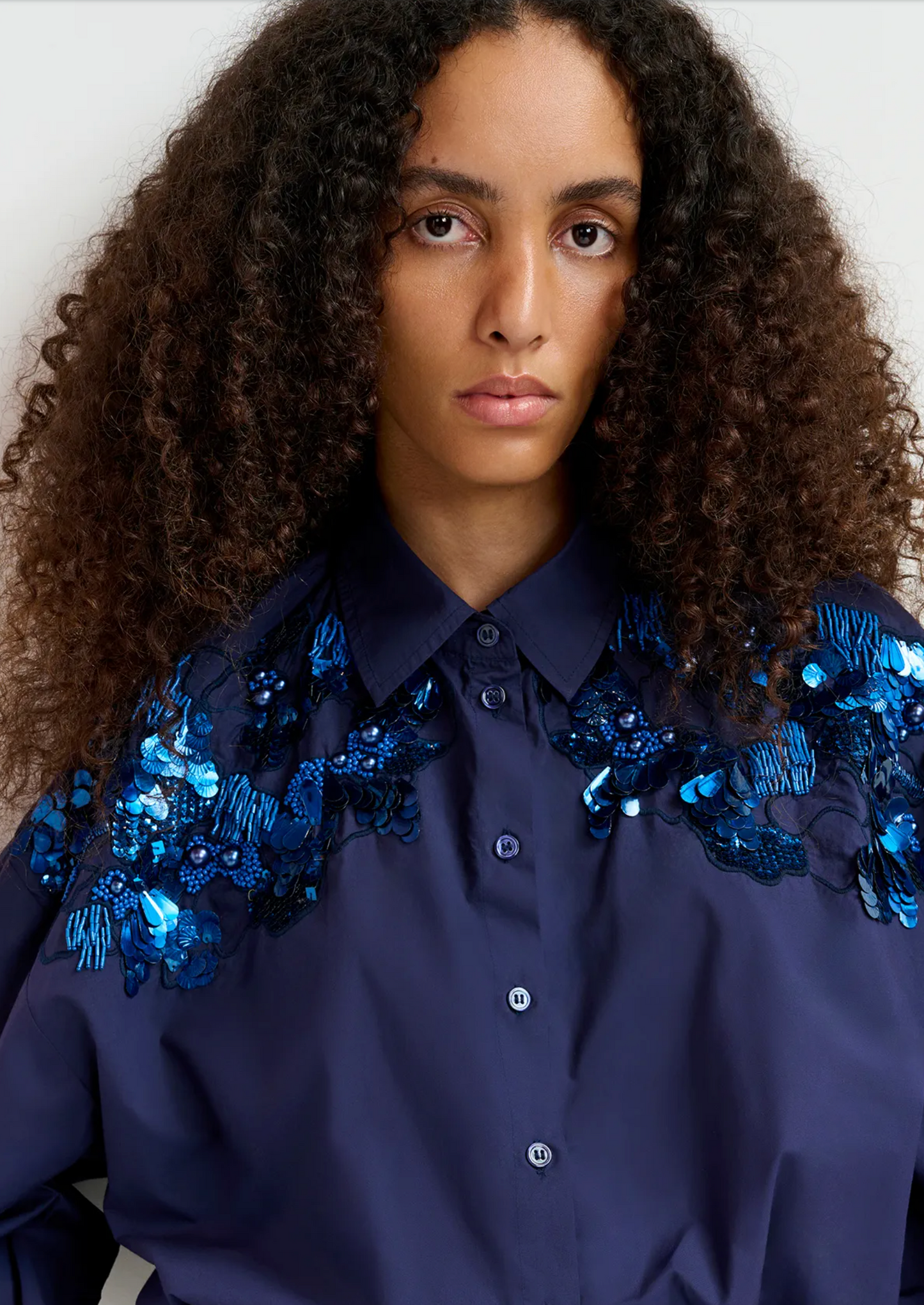 Essentiel Antwerp Navy blue cotton shirt with sequin and beaded embroideries