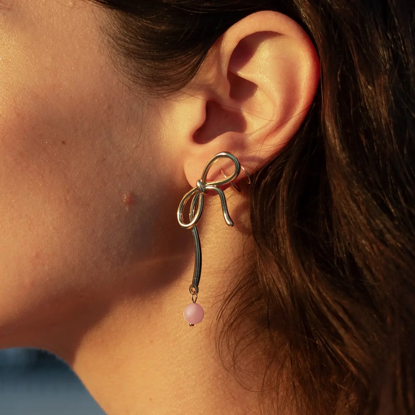 About a Bow Earrings - Rose Quartz