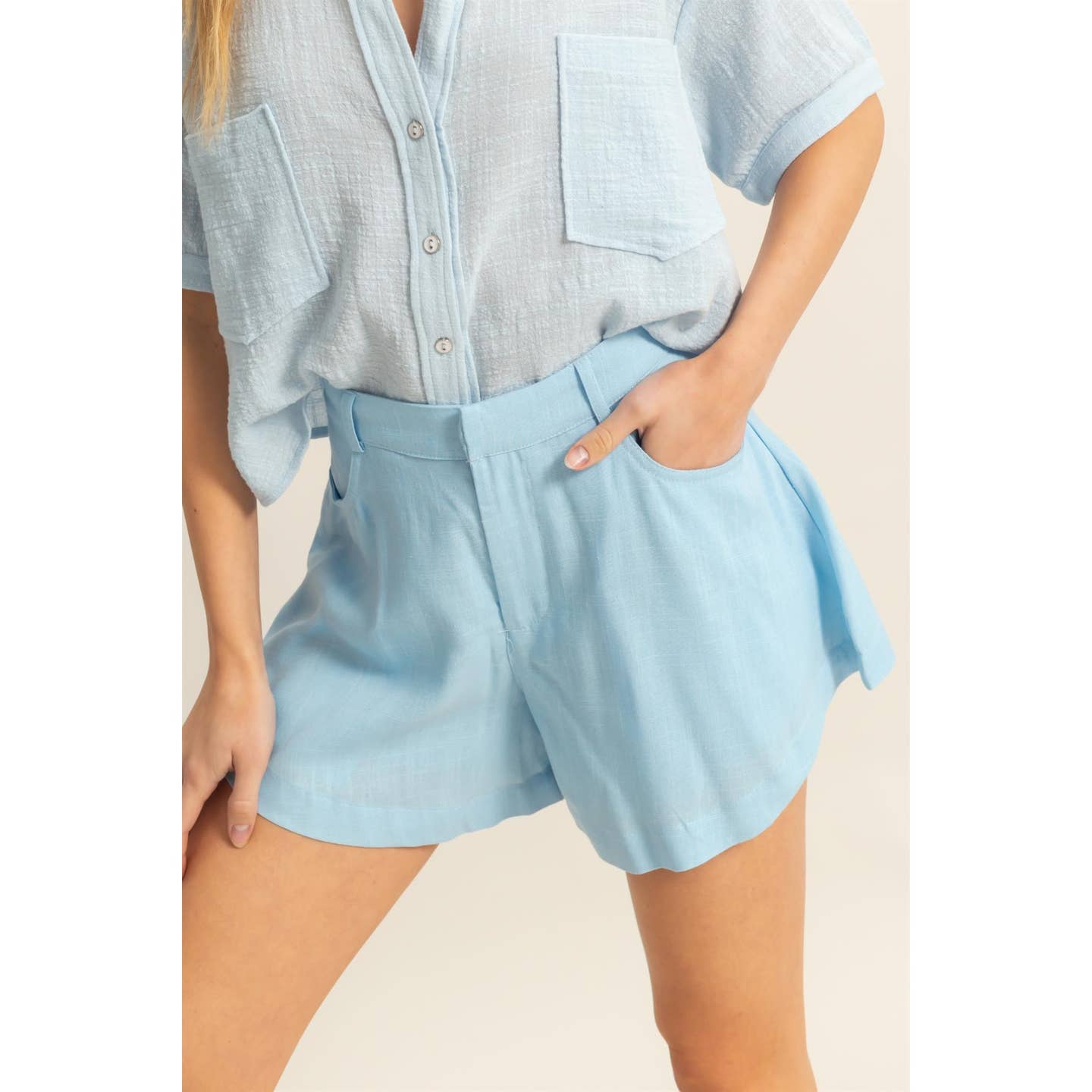 Linen Mid-Rise Flared Shorts
