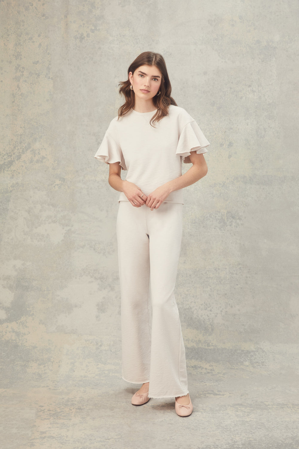 GOLDIE MELROSE RUFFLE SLEEVE TOP - WHITE SAND