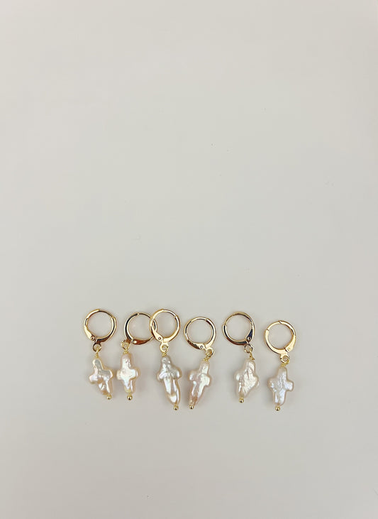 MDesigns Mini Pearl Cross Huggies