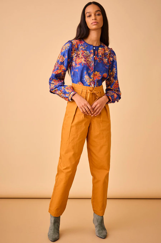 Hunter Bell Weekend Blouse