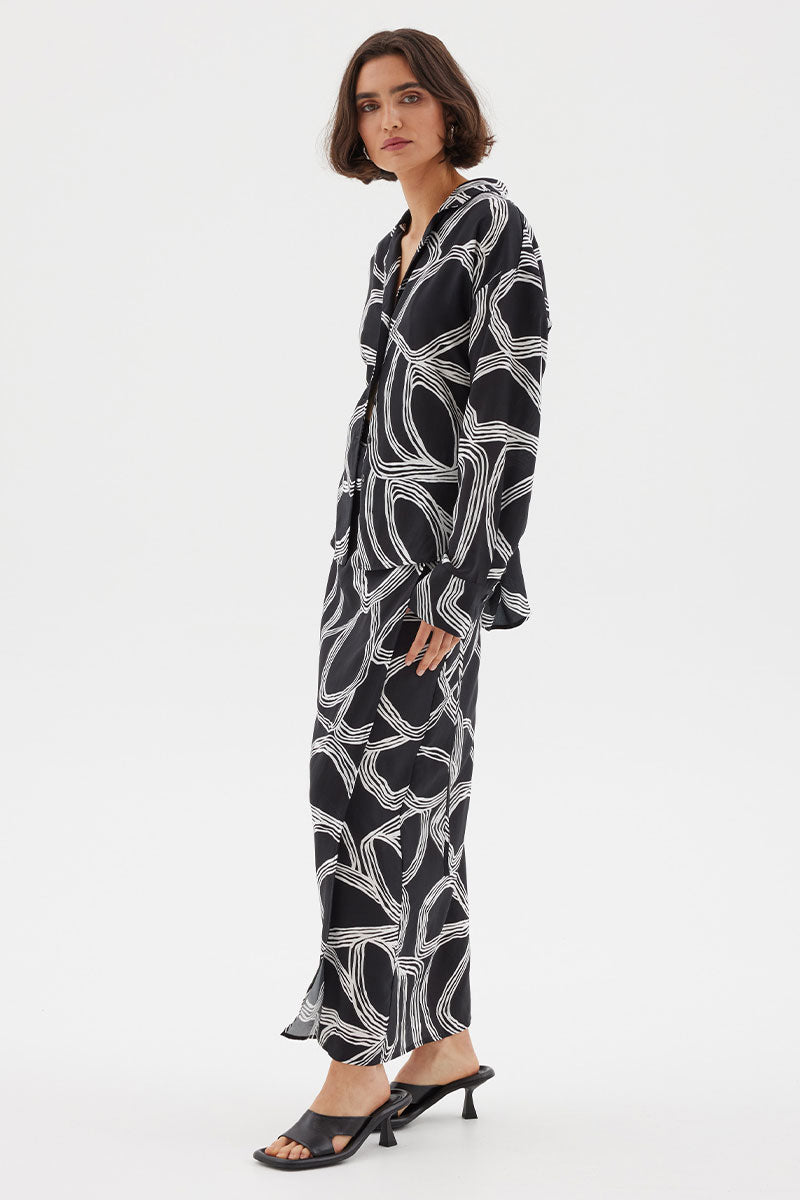 SOVERE SGRAFFITO SHIRT - BLACK