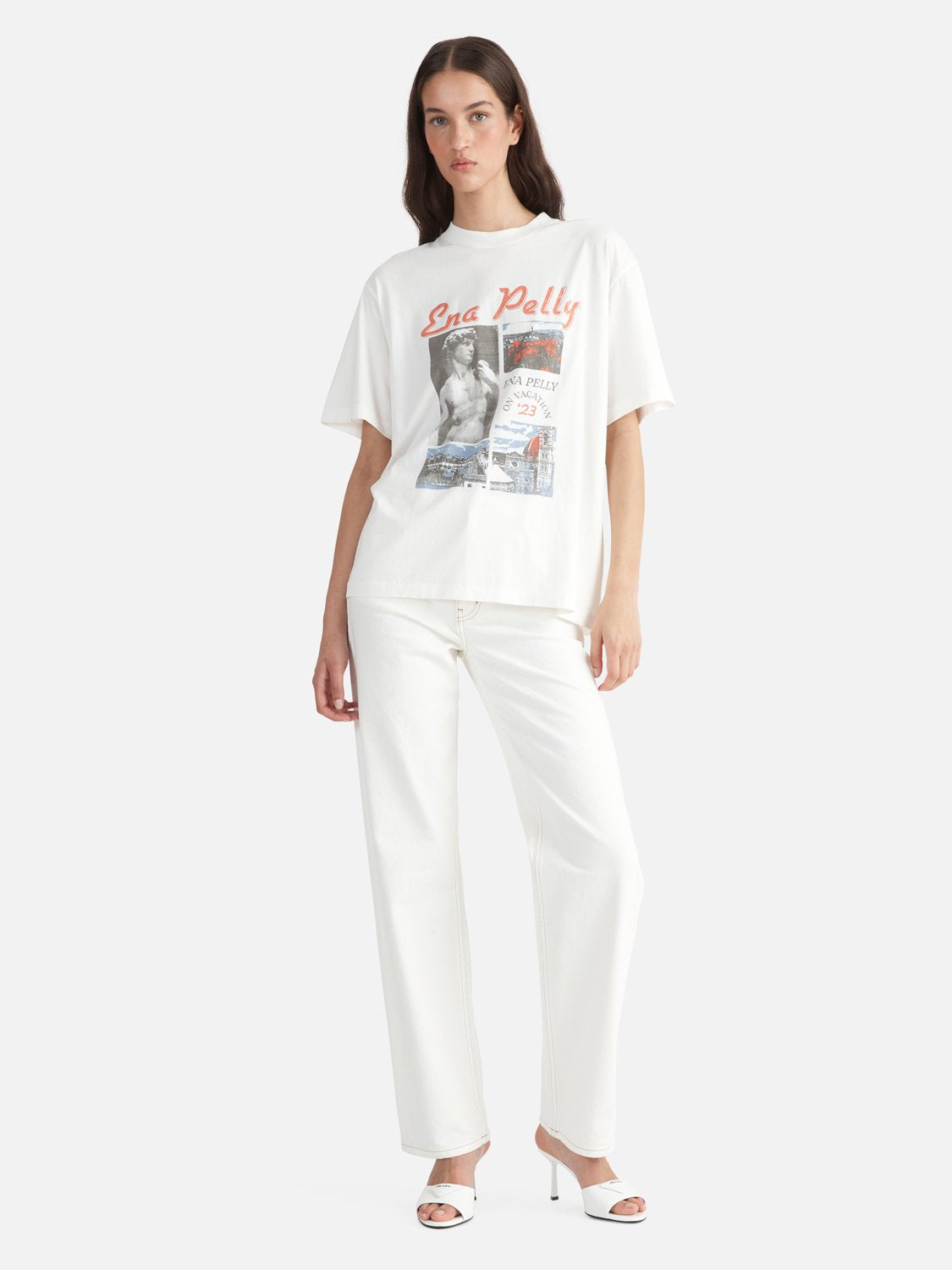 Ena Pelly On Vacation Relaxed Tee