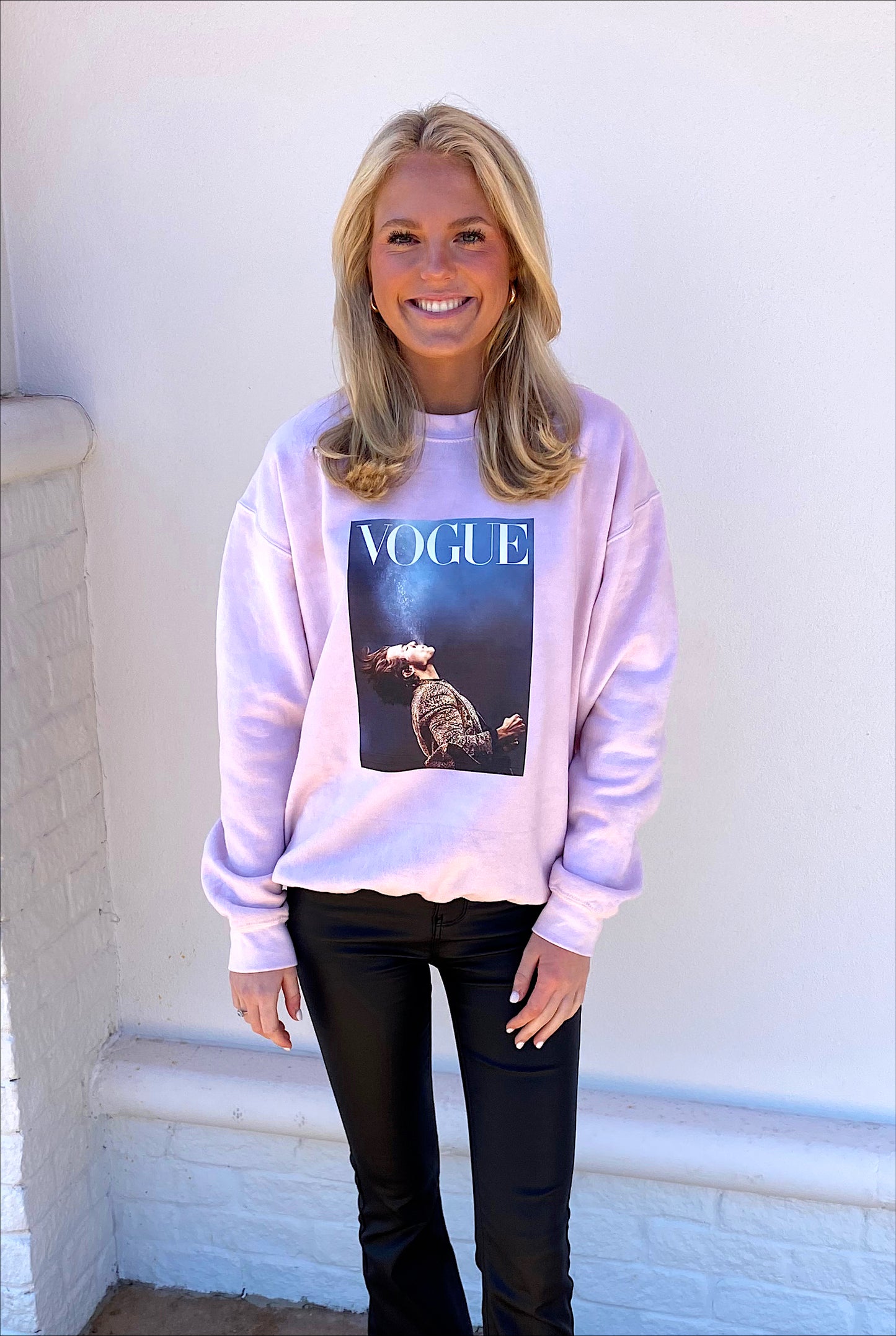 HARRY VOGUE PULLOVER (Restock)