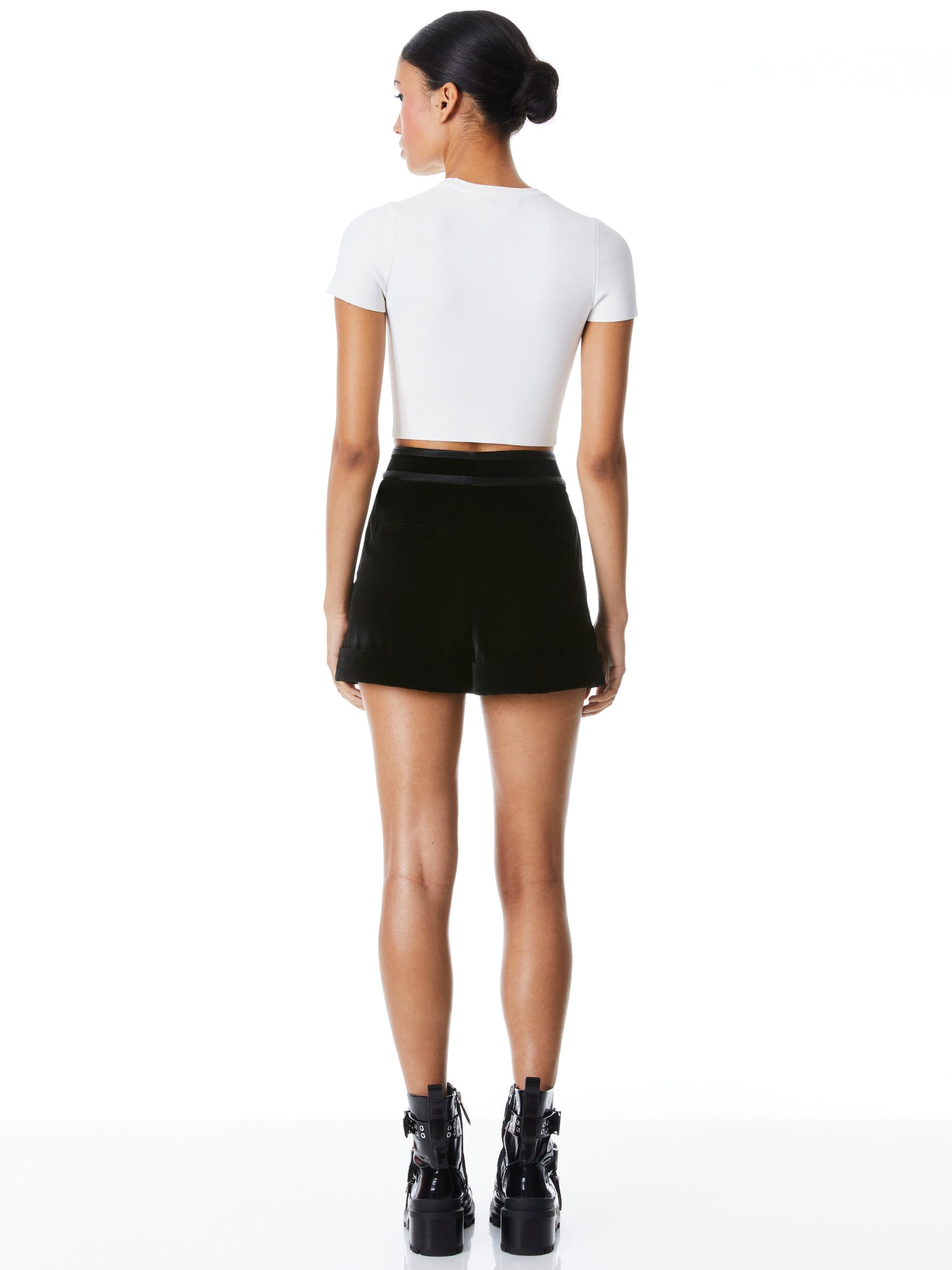Alice & Olivia Conry Velvet Short
