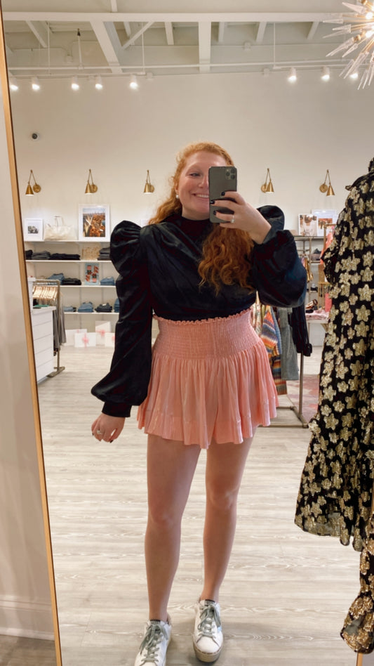 RUFFLED PUFF SLEEVE - BLACK