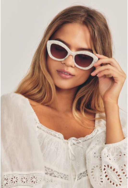 LoveShackFancy Hessel Sunglasses - Ivory