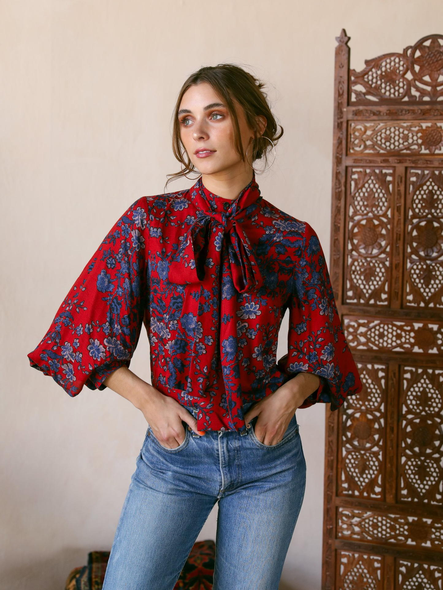 GIGI TOP IN RED BLOOM