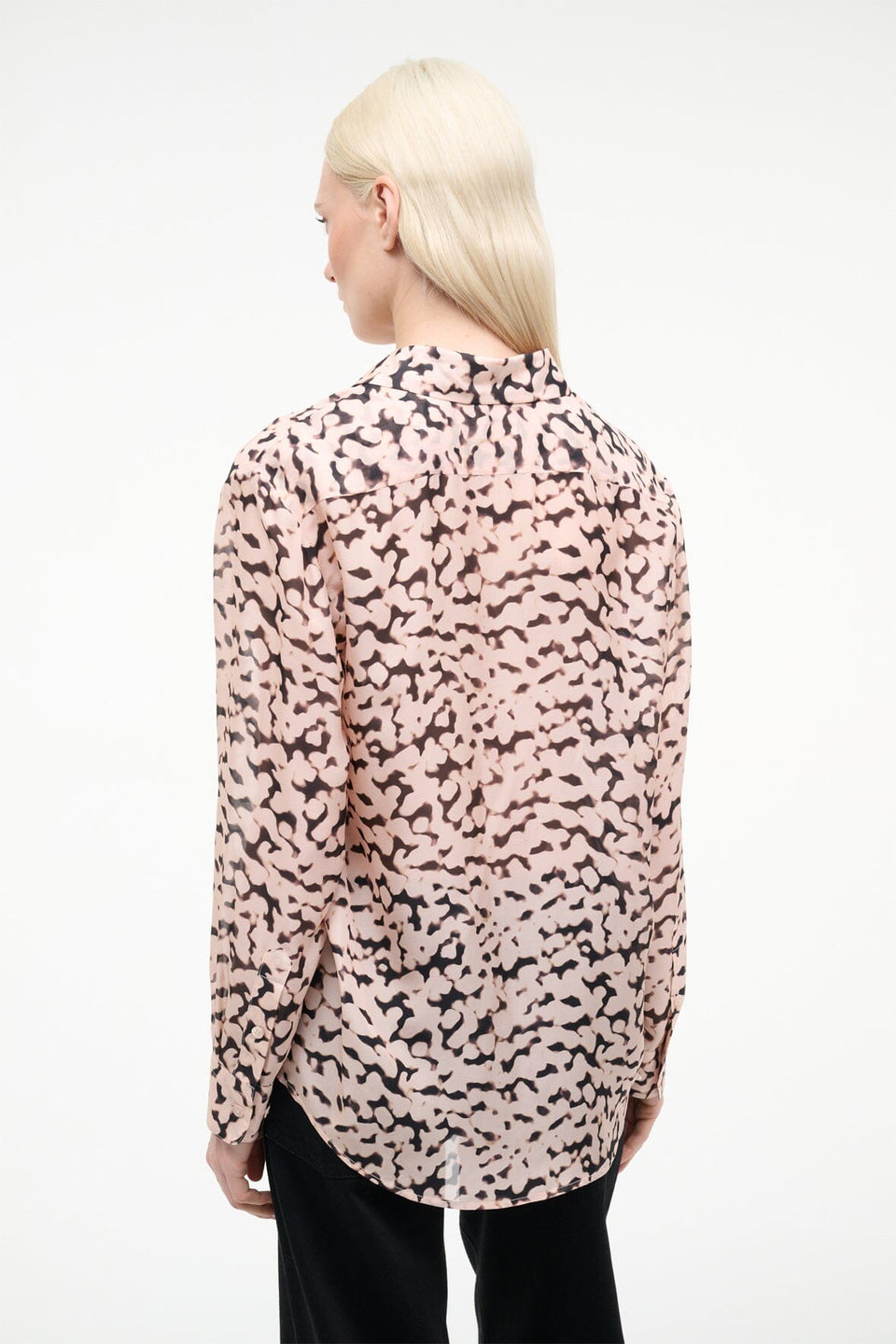 Staud ROXBURY SILK SHIRT ALMOND BLACK