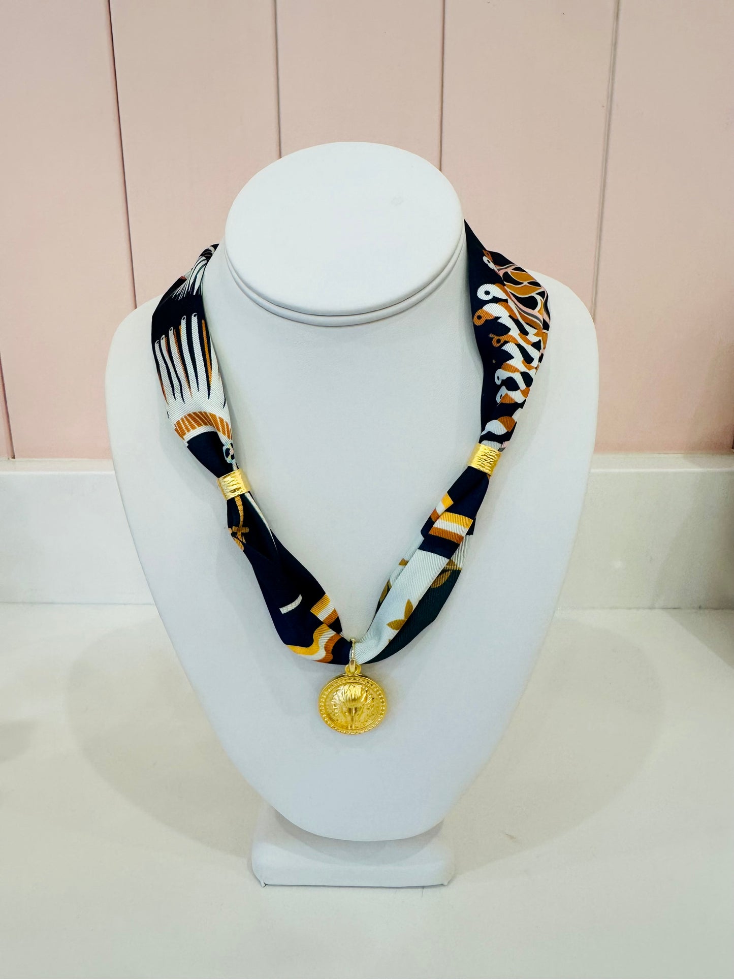 SAVVYGRACEDESIGN Scarf Necklace