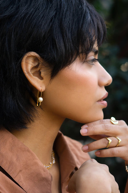 Roxy Pearl Safety Pin Earring