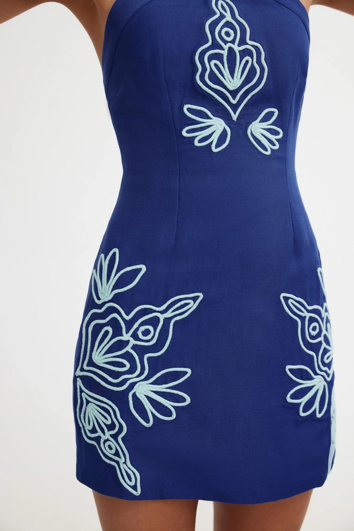significant other exclusive rosslyn embroidered midi dress Significant Other Rosslyn Dress