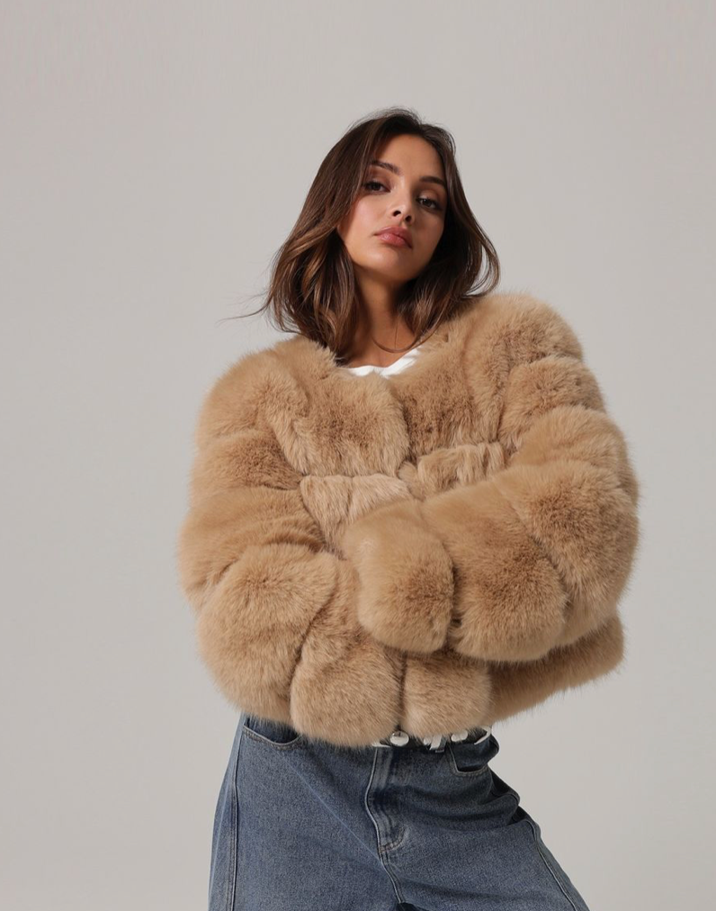 Line and Dot liana faux fur jacket
