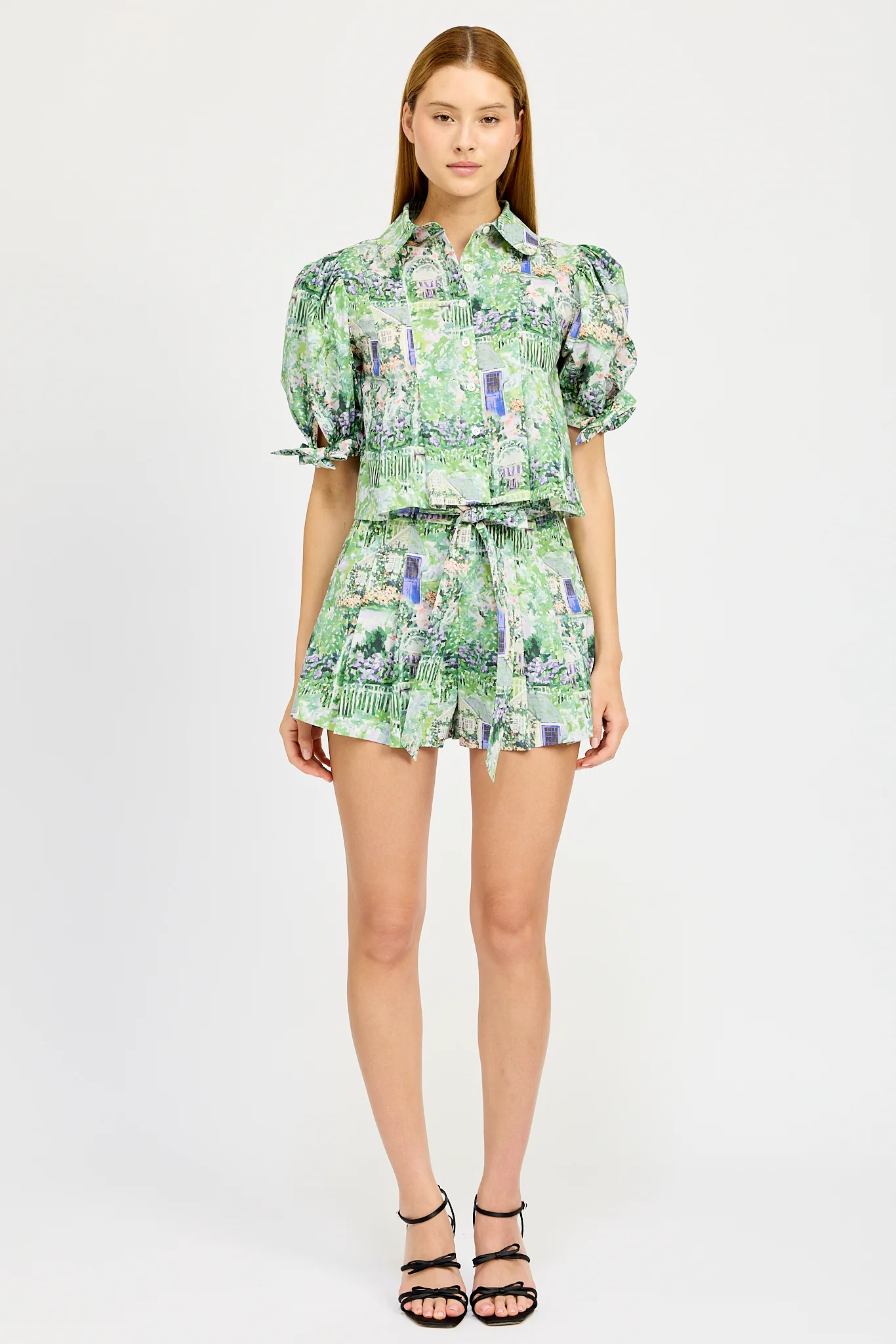 En Saison Molly Belted Shorts