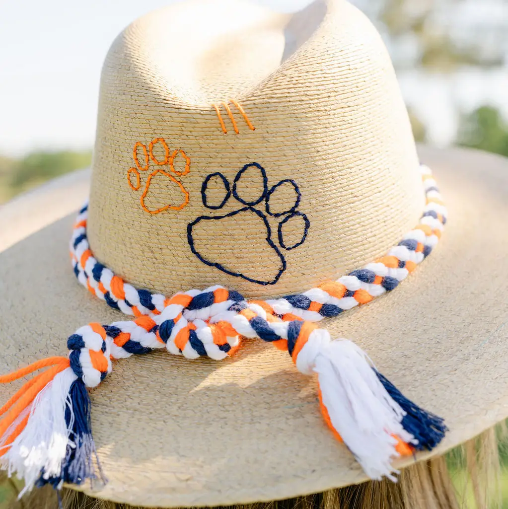 Tipsy Threads Natural Palm - Auburn - Double Paw