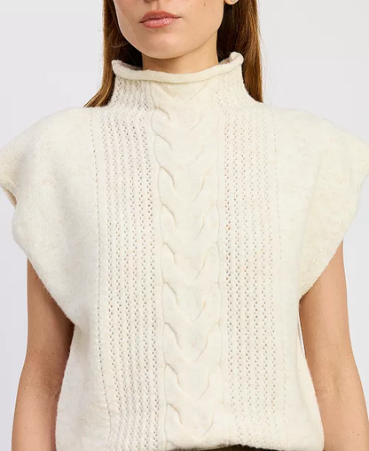 En Saison Stenson Sweater Vest in White Gold
