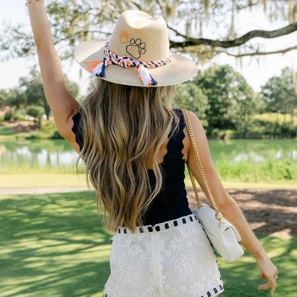 Tipsy Threads Natural Palm - Auburn - Double Paw