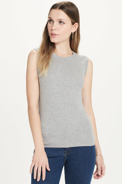 RIBBED SLEEVELESS TEE