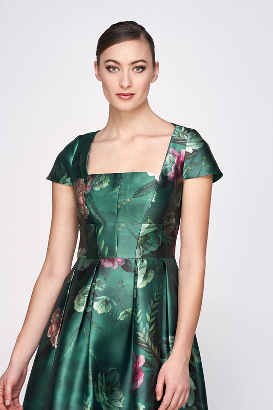 Kay Unger. TIERNEY TEA LENGTH DRESS