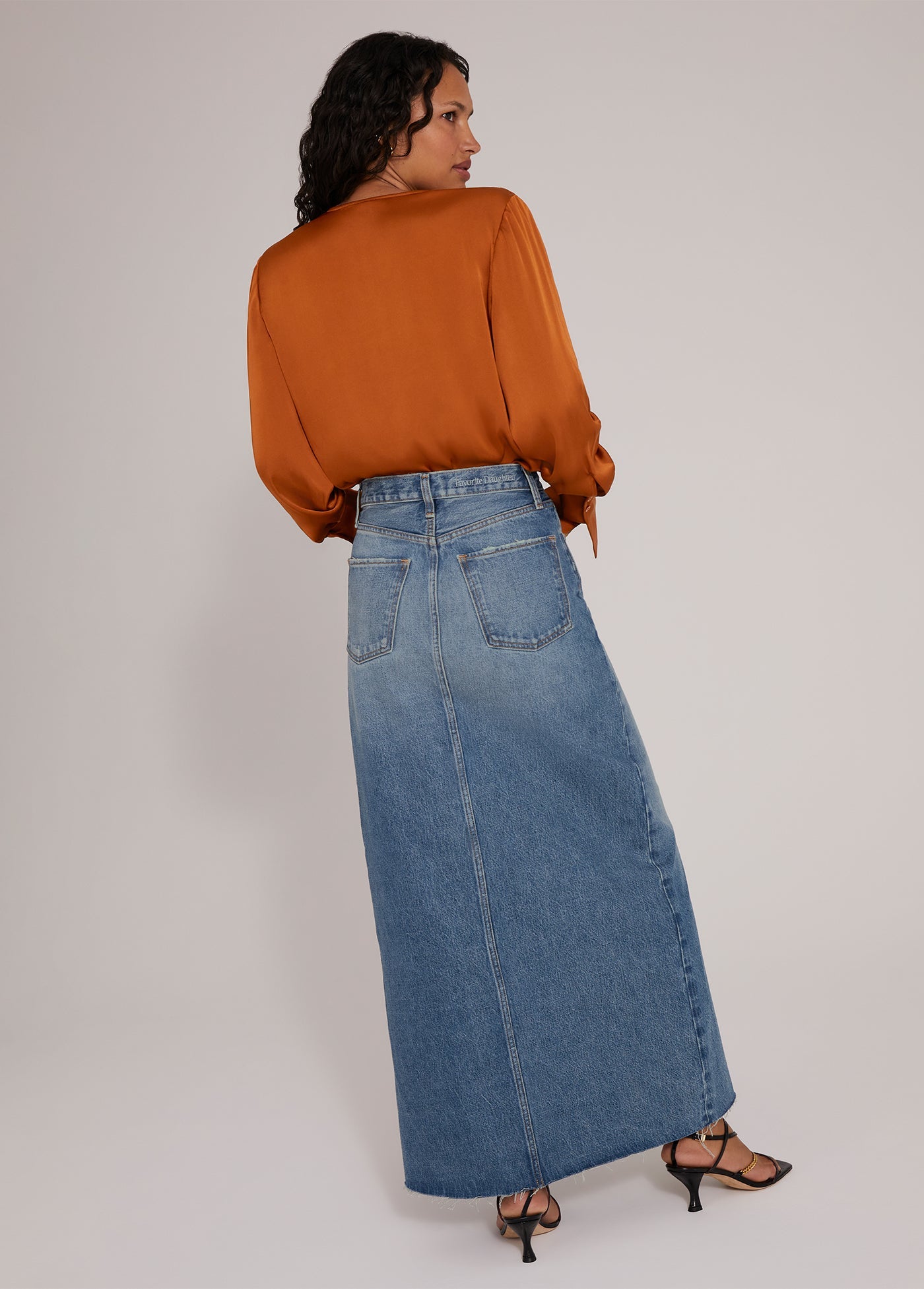 FAVORITE DAUGHTER DATE BLOUSE - CARAMEL