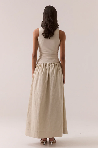SOVERE Hari Dress - Creme
