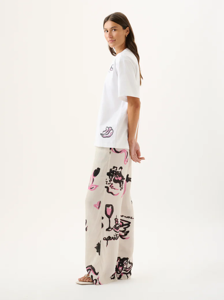 Roame. T-Shirt