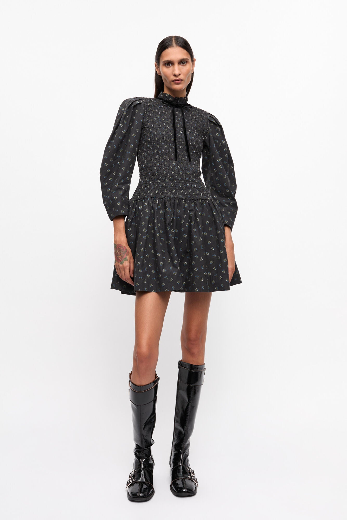 Ganni BLACK PRINTED MINI SMOCK DRESS - 34 Ganni BLACK PRINTED MINI SMOCK DRESS - 34