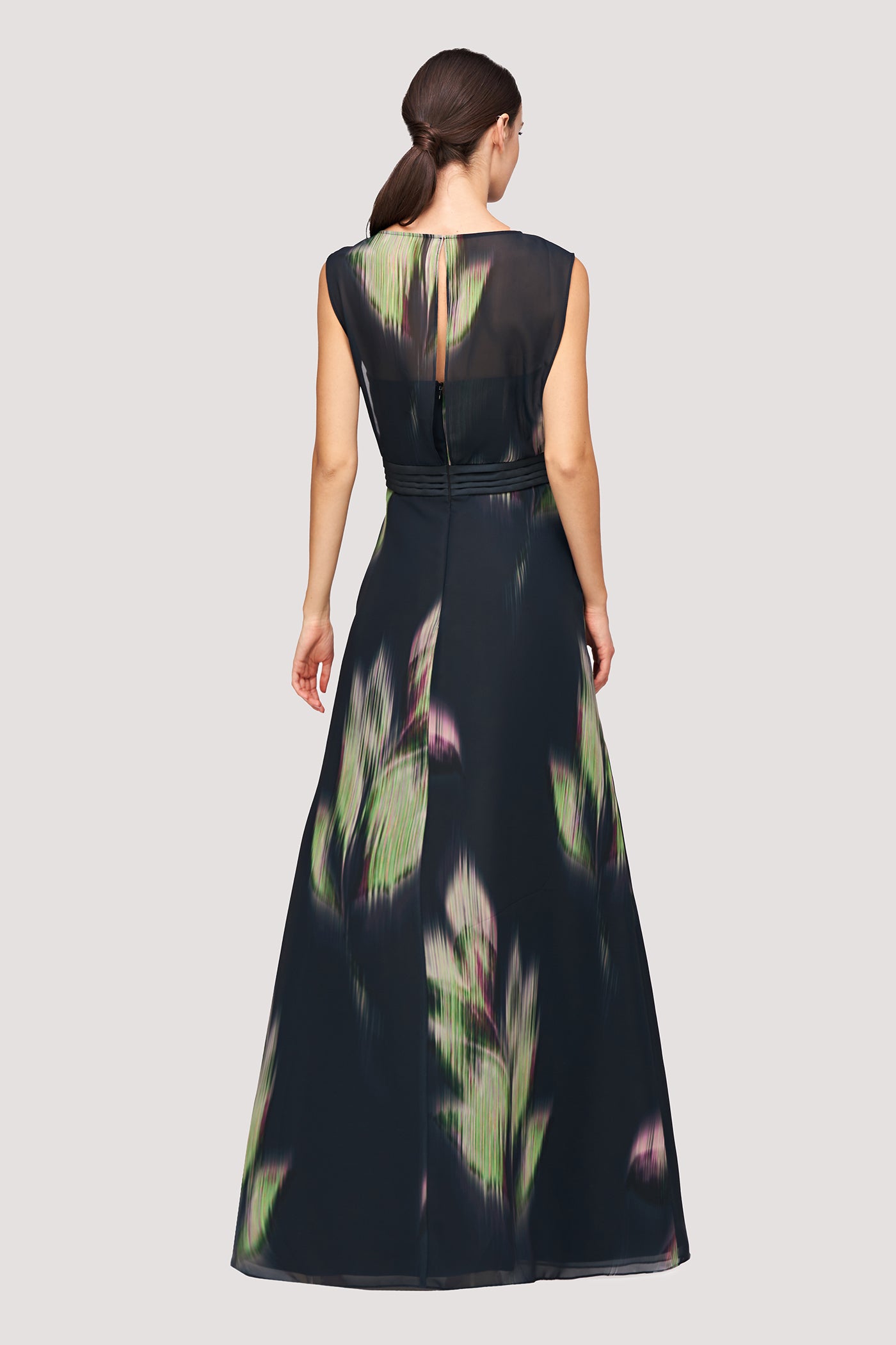Kay Unger Tess Gown