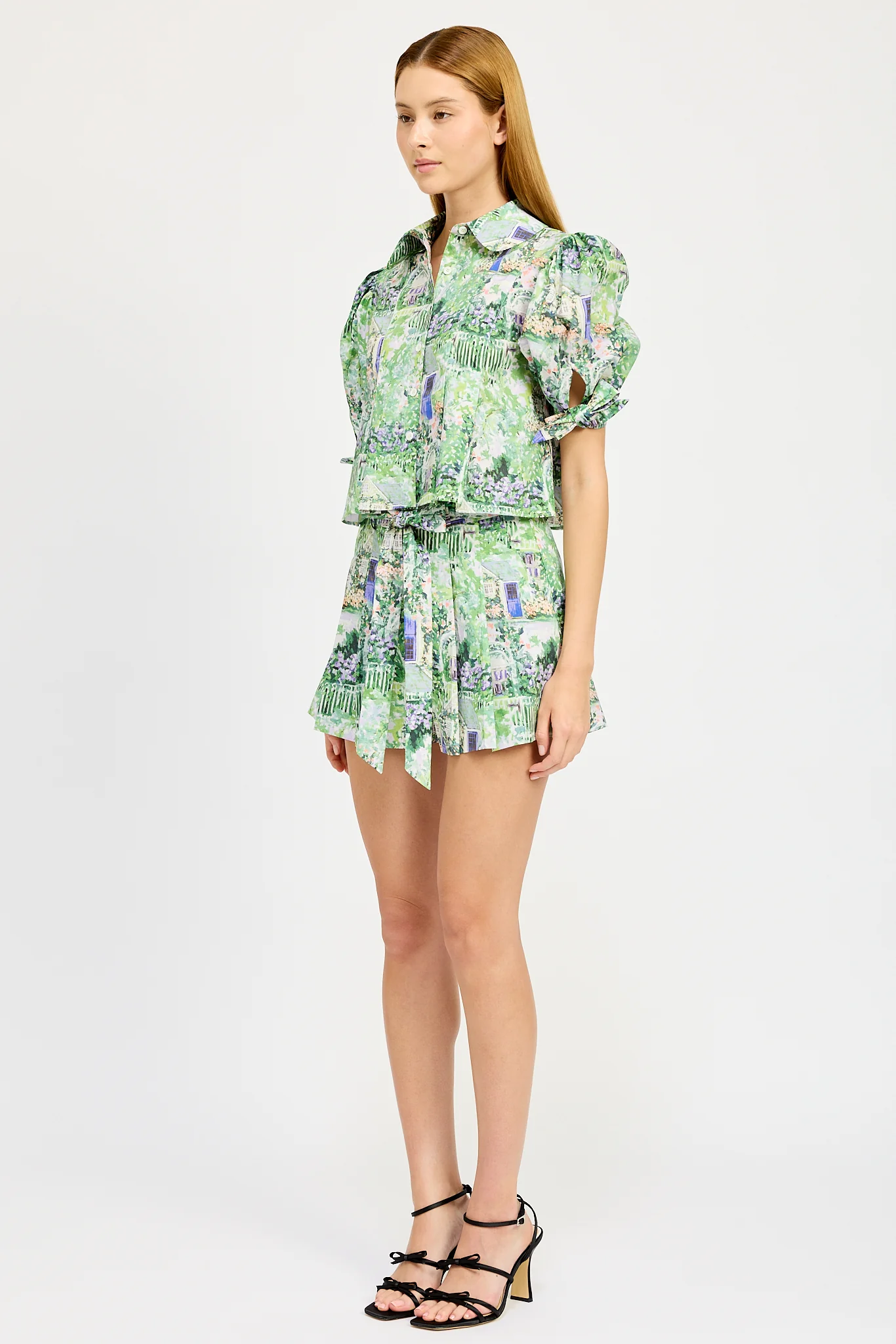 En Saison Molly Belted Shorts
