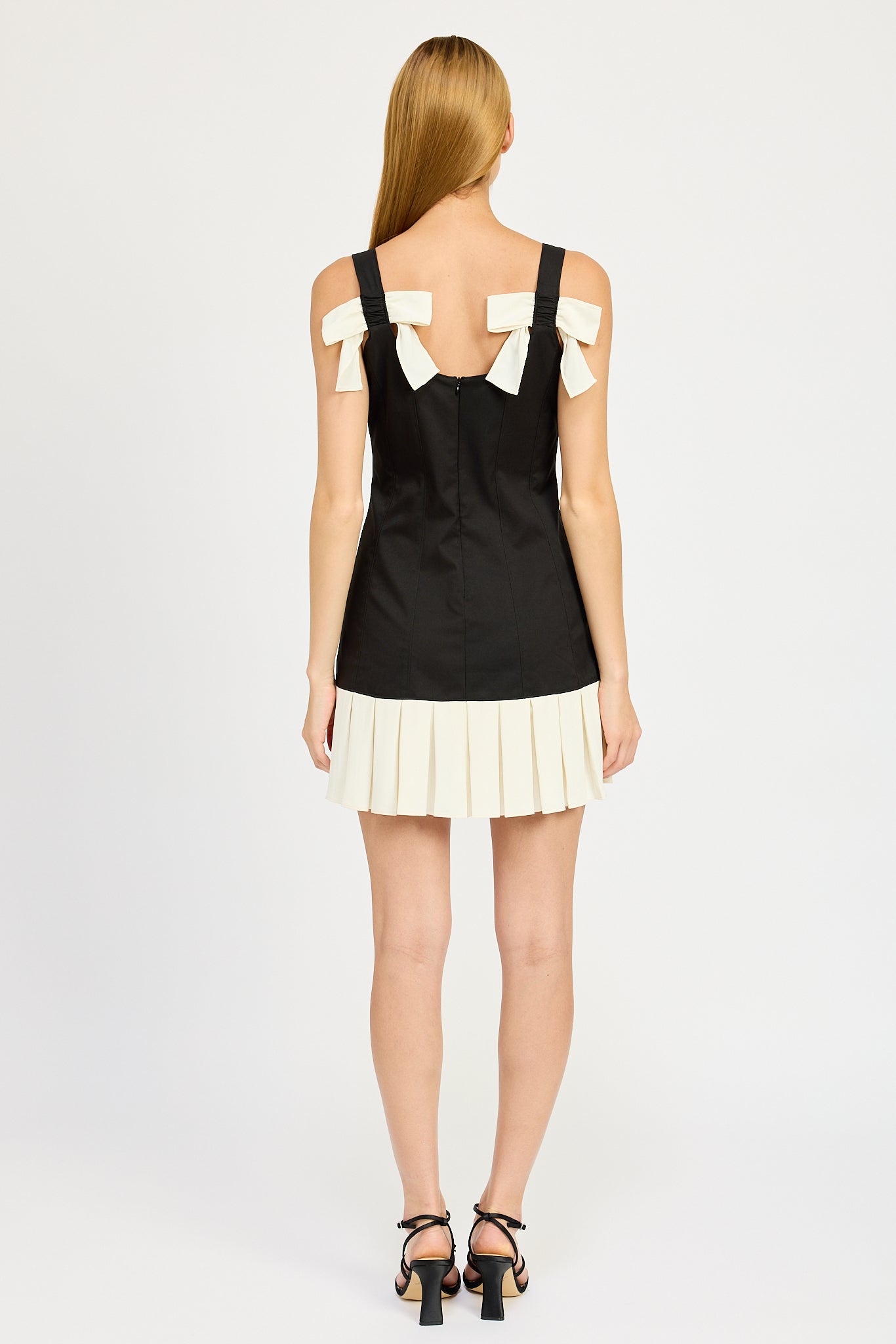 En Saison Clarisse Fitted Mini Dress