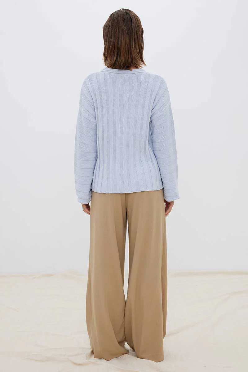SOVERE/ Laced Sweater - Dawn Blue