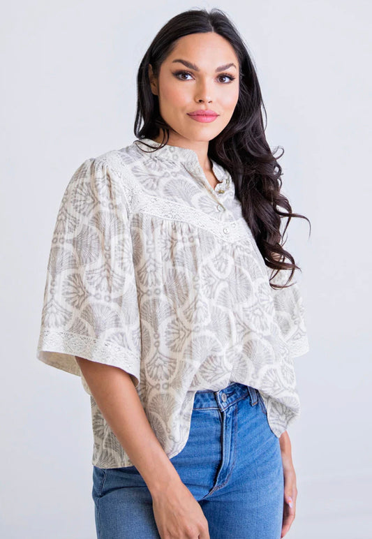 Vintage Fan Button Top